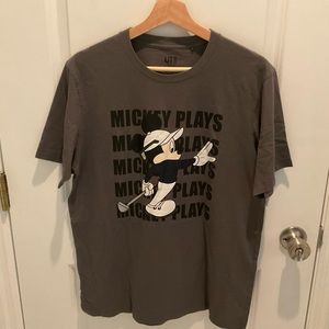 Uniqlo T-Shirt